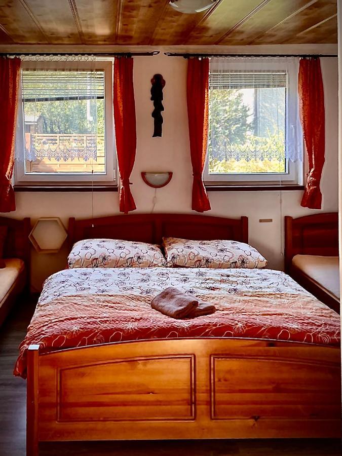 Apartments Ve Dvore Velké Karlovice Extérieur photo
