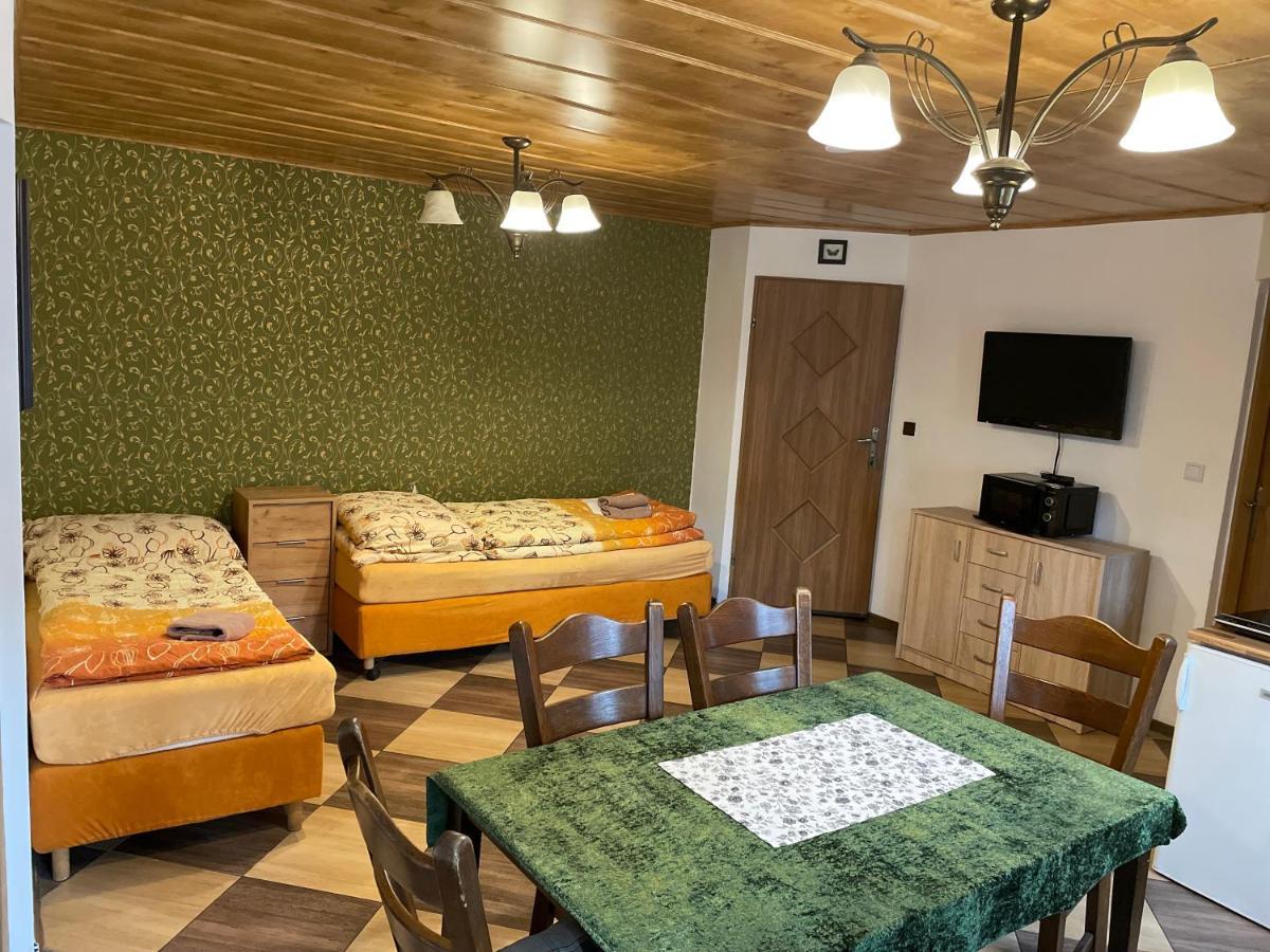 Apartments Ve Dvore Velké Karlovice Extérieur photo
